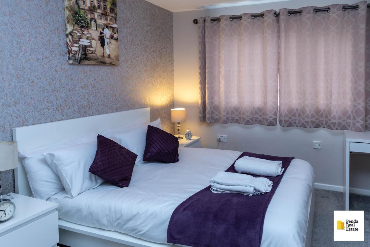Penda Contractor And Leisure Guests Nottingham 빌라 외부 사진