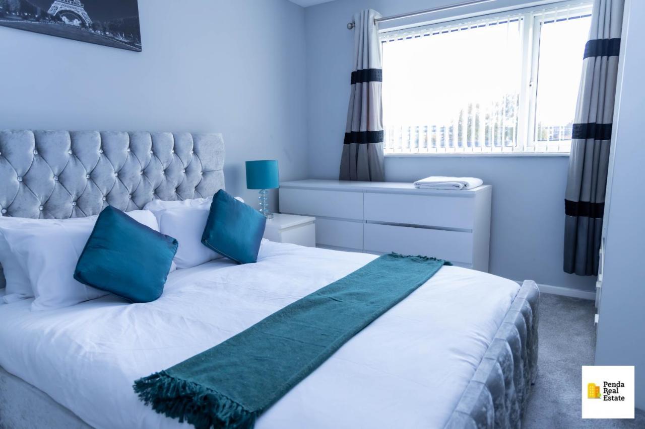 Penda Contractor And Leisure Guests Nottingham 빌라 외부 사진