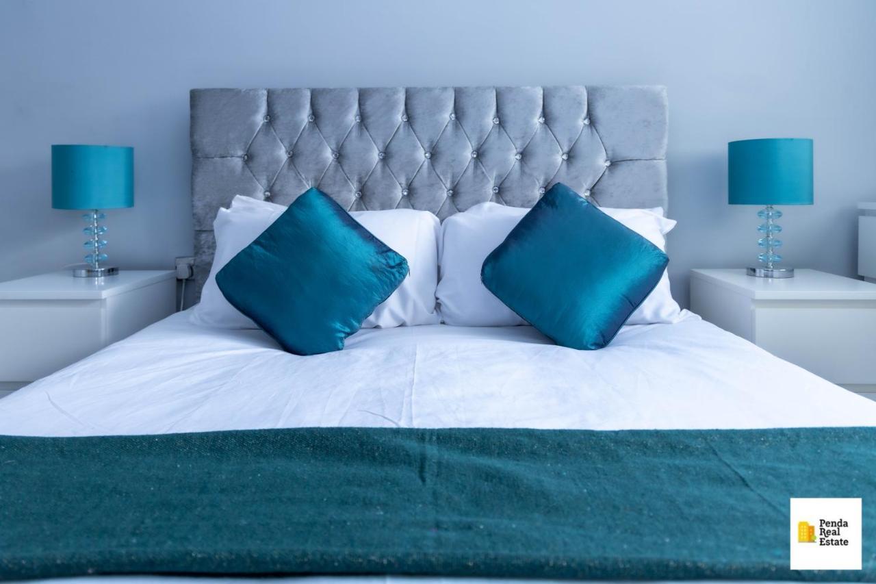 Penda Contractor And Leisure Guests Nottingham 빌라 외부 사진