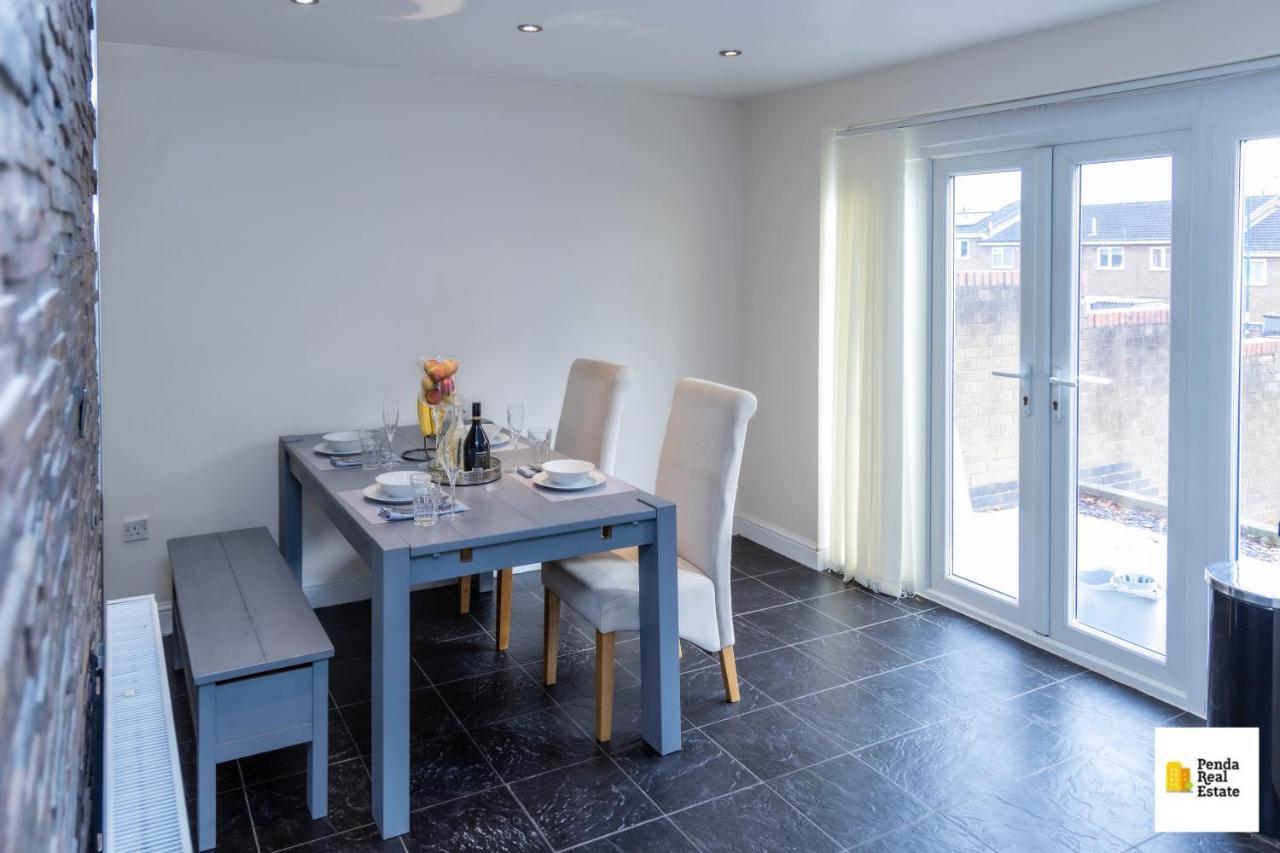 Penda Contractor And Leisure Guests Nottingham 빌라 외부 사진
